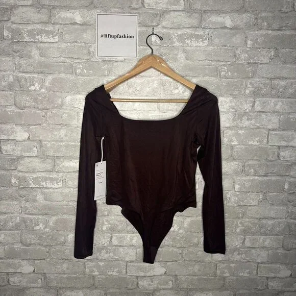 Lululemon Nulu Square Neck Long Sleeve Bodysuit Thong Cut NWT Size Large (FRPR) - Picture 8 of 16